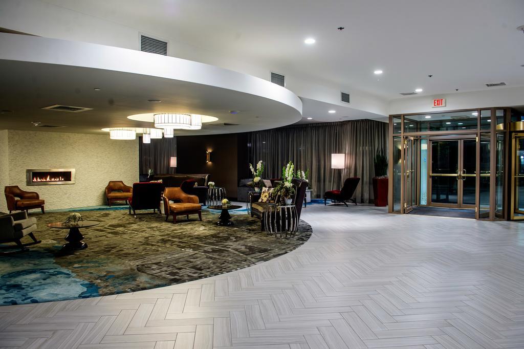 The Madison Concourse Hotel Buitenkant foto